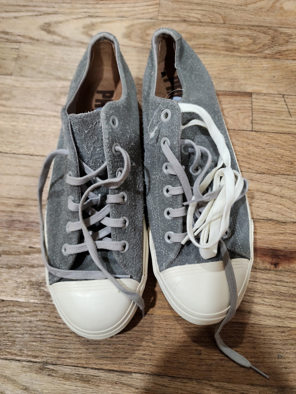Men's ProKeds Gray Suede Lowtops Size 12